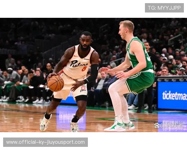 凯尔特人迎战活塞,布朗PK坎宁安,谁能掌控赛场?
